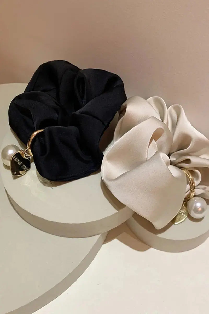 Solid Satin Scrunchies β Detachable Chain Accent β¨π€